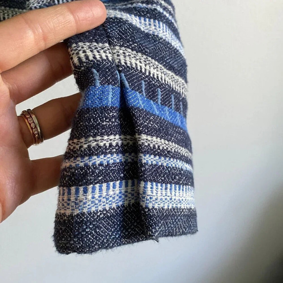 RW&Co Striped Tweed Blue Striped Open Front Cropped Blazer Jacket Size 2 - Picture 7 of 13